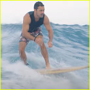 Ryan Paevey Did His Own Surfing For Hallmark's 'Two Tickets To Paradise'