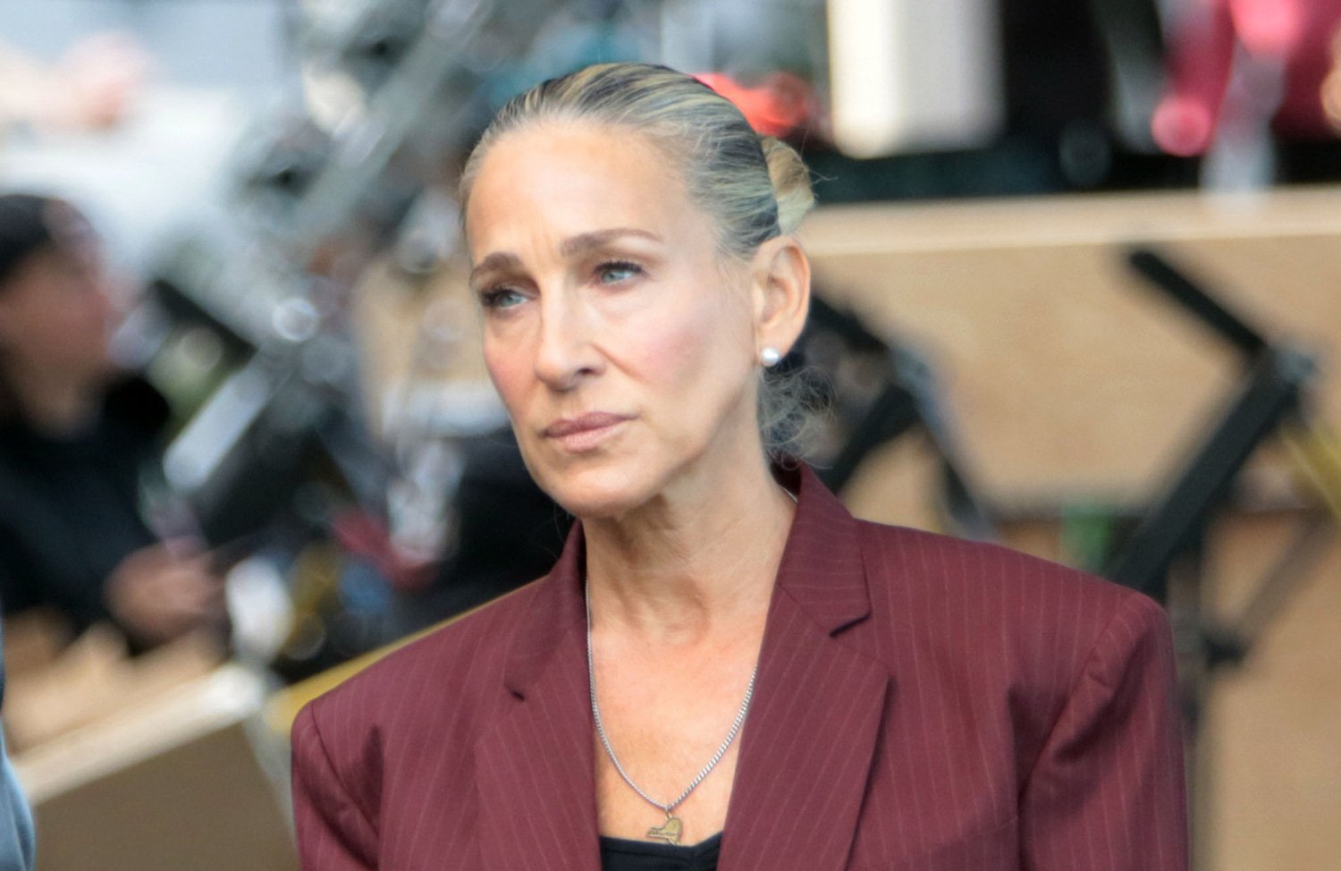 Sarah Jessica Parker Doesn’t Think She’s ‘Brave’ for Embracing Her Gray Hair, Talks Aging