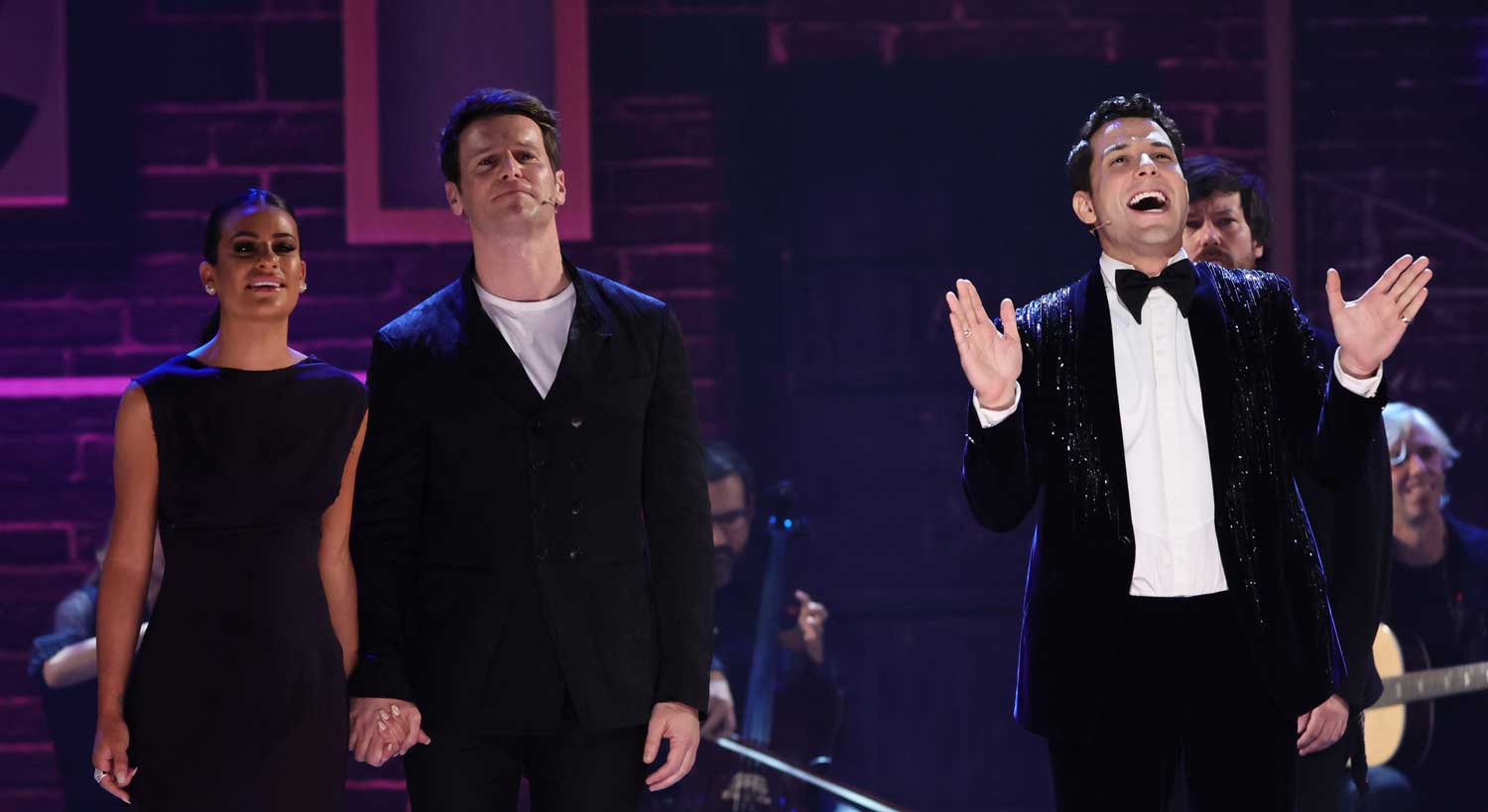 Skylar Astin Leads the ‘Spring Awakening’ Reunion Performance at Tony