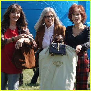 Jane Fonda, Diane Keaton, & Mary Steenburgen Hop Off Police Helicopter on 'Book Club 2' Set