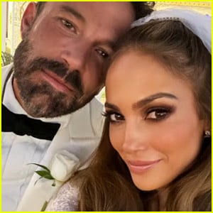 Jennifer Lopez & Ben Affleck's Wedding Photos - See Every Picture From Their Las Vegas Ceremony!