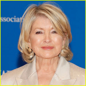 Martha Stewart Mourns Deaths of Several Peacocks After They're Killed by Coyotes