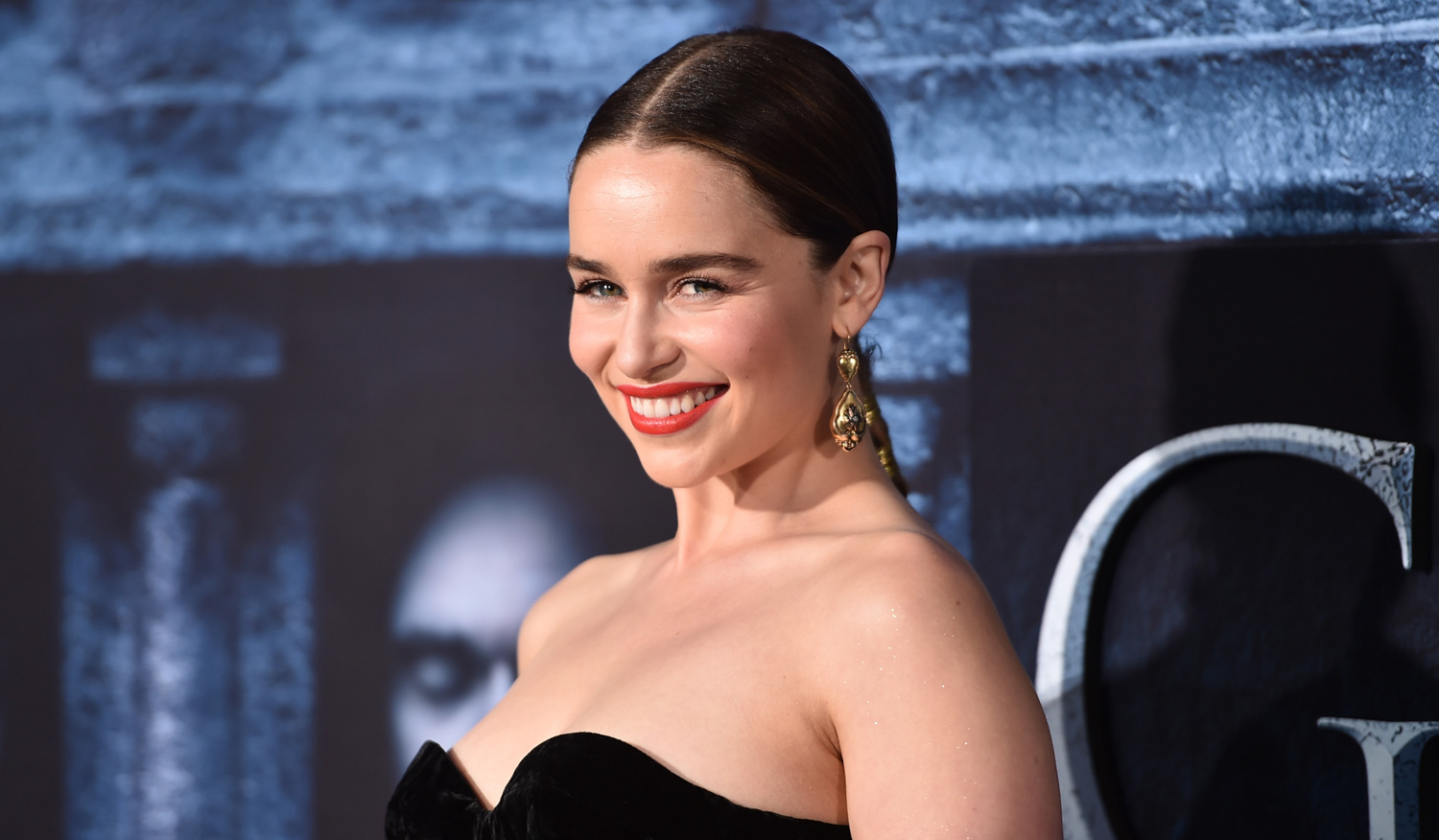 Emilia Clarke Gets Apology After Being Insulted by Australian TV CEO at 'House of the Dragon' Event | Emilia Clarke - Vimarsana News