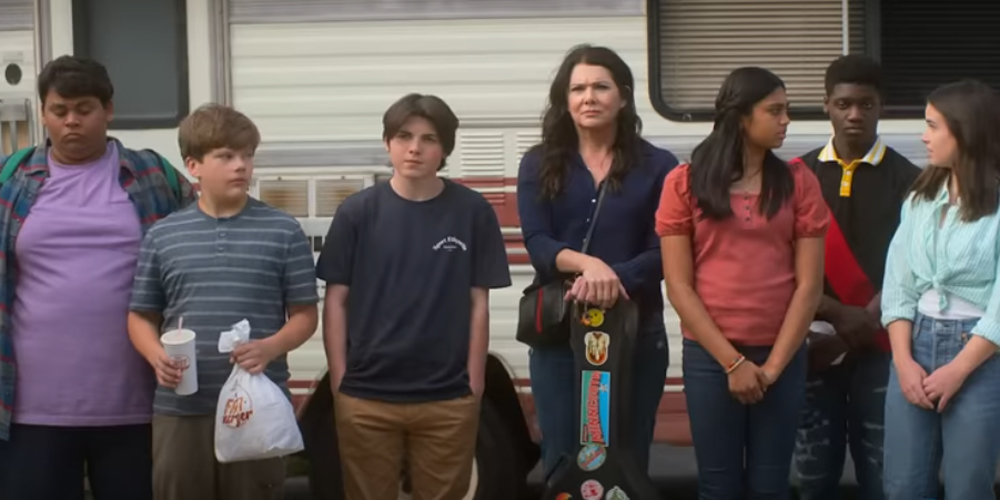 Josh Duhamel Runs An Intense Hockey Summer Camp in ‘Mighty Ducks Game