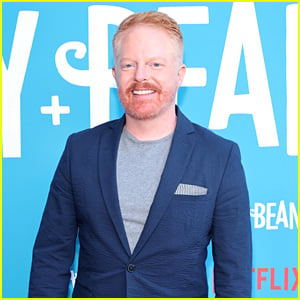 Jesse Tyler Ferguson Reveals He Wasn't Sarah Hyland's First Choice for Wedding Officiant - Someone Backed Out!