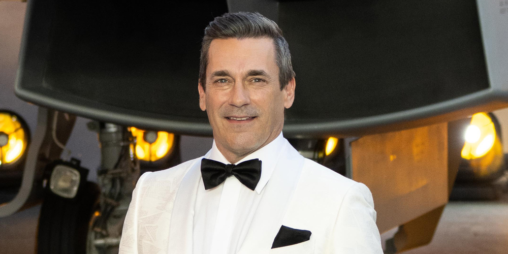 Jon Hamm Took A Pay Cut So 'Confess, Fletch' Could Complete Filming | Jon Hamm - Vimarsana News