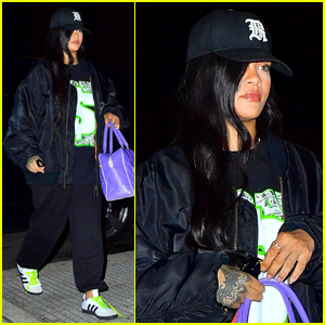 Rihanna Hits Recording Studio in NYC After Super Bowl Halftime Show 2023 Announcement!