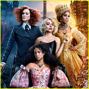 Kerry Washington & Charlize Theron Teach At a School Like None Other in Netflix's 'The School For Good & Evil' Trailer