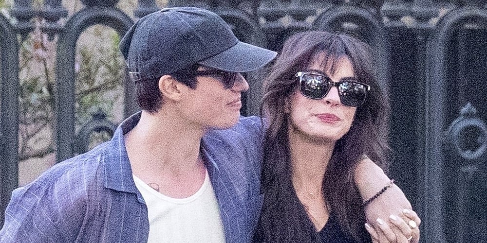 Anne Hathaway Cozies Up to Co-Star Nicholas Galitzine On Set of 'The Idea of You' | Anne Hathaway, Nicholas Galitzine - Vimarsana News