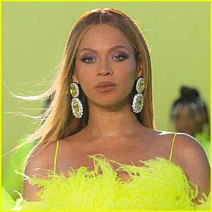 Beyonc&eacute; Replies to Right Said Fred's 'Incredibly Disparaging' Accusations