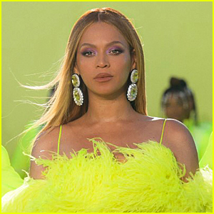 Beyonce Wins Three Big Awards at Soul Train Awards 2022!
