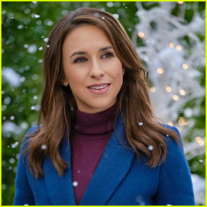 Lacey Chabert Has Starred With All The Hallmark Hunks - See The Full List!