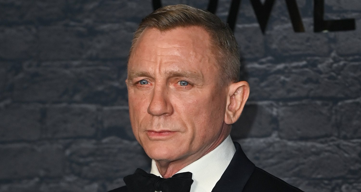 Daniel Craig Says He Doesn’t ‘Really Pay Any Attention’ to James Bond