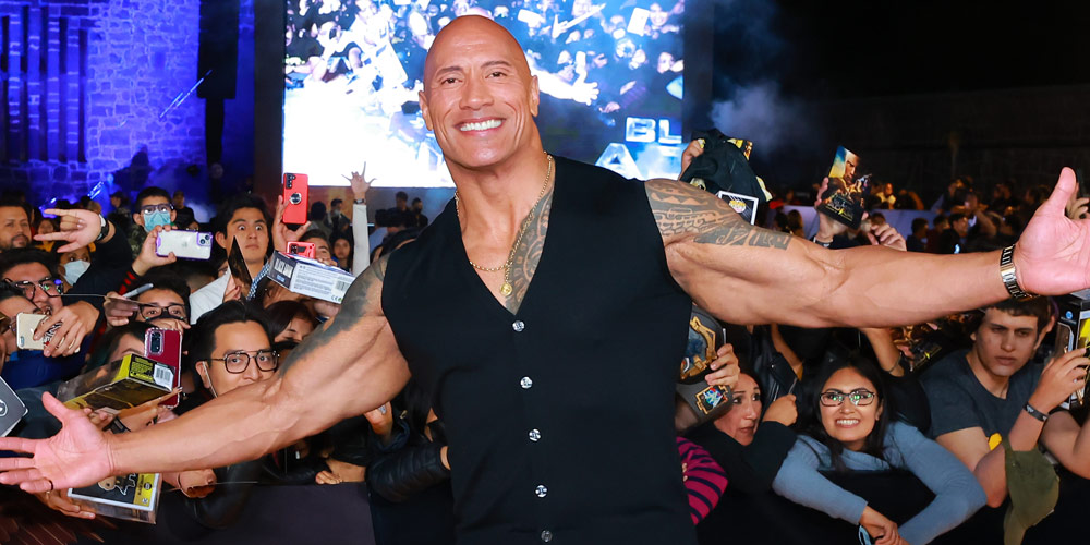 Dwayne Johnson Wears Harley Quinn Wig, Tiara & Makeup After Getting Makeover From His Daughters