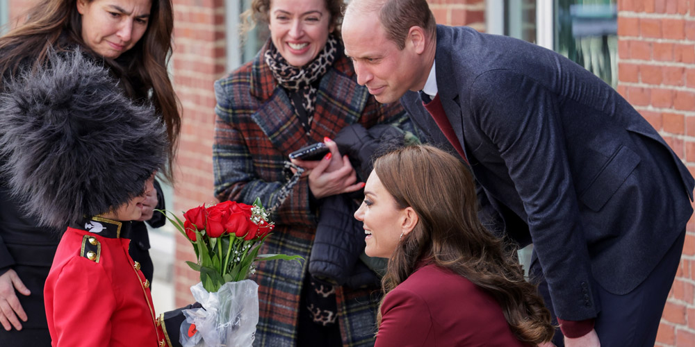 Kate Middleton Receives Flowers From Child Dressed As King’s Guard