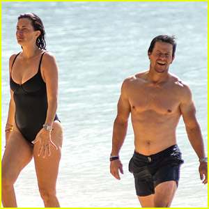 Mark Wahlberg Spent Christmas Day Going Shirtless in Barbados! (Photos)