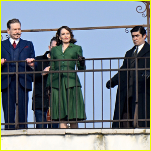 Kenneth Branagh Films 'A Haunting in Venice' with Co-Stars Tina Fey & Riccardo Scamarcio in Italy