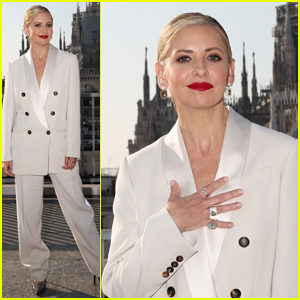 Sarah Michelle Gellar Slays in a Suit for 'Wolf Pack' Photocall in Milan