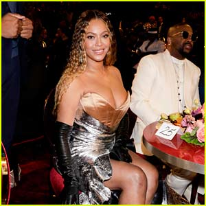 Beyonce Finally Arrives at Grammys 2023 - See Her Dress! (Photos & Video)