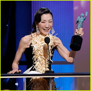 Michelle Yeoh Wins Best Actress at SAG Awards 2023, Gives Touching Speech with Some Surprising Curses!