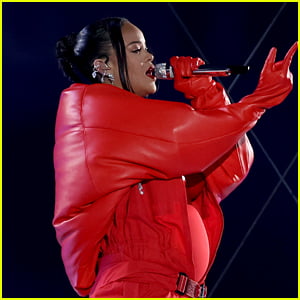 Rihanna Is Pregnant, Rep Confirms After Super Bowl Performance!