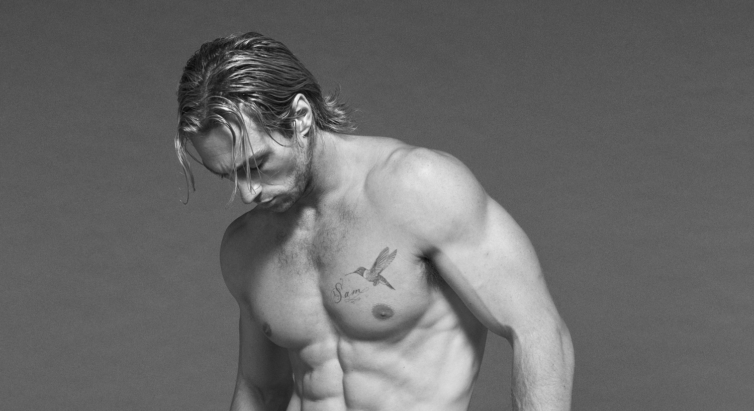 Aaron Taylor-Johnson’s Celeb Friends Had the Best Reactions to His Calvin Klein Underwear Campaign!