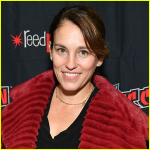 Amy Jo Johnson Reacts to Rumors About Why She Didn't Join 'Power Rangers' Netflix Reunion Movie