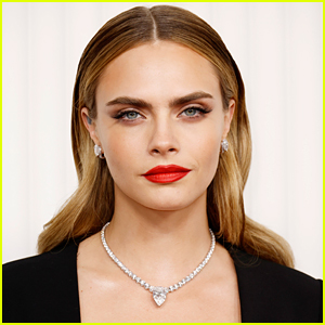 Cara Delevingne Reveals How Long She's Been Sober After Entering Rehab Last Year, Explains Those Worrying Paparazzi Photos, What Happened After the Met Gala & at Burning Man in 2022 & More