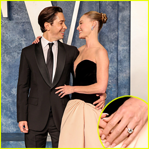 Kate Bosworth Wears Possible Engagement Ring During Red Carpet Debut with Justin Long at Vanity Fair Oscar Party