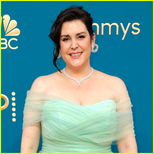 Melanie Lynskey Addresses Questions About Being Body Shamed on Set of 'Yellowjackets,' Reveals What She'd Rather Talk About in Interviews