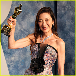 Michelle Yeoh FaceTimed Her Mom Just Moments After Winning Her Best Actress Oscar