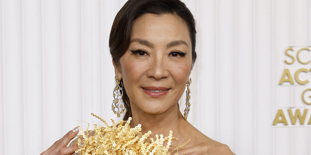 Michelle Yeoh Posts & Deletes Social Media Post Mentioning Cate Blanchett That Might Go Against Academy Rules Michelle Yeoh Posts & Deletes Social Media Post Mentioning Cate Blanchett That Might Go Against Academy Rules | 2023 Oscars, Michelle Yeoh - Vimarsana News