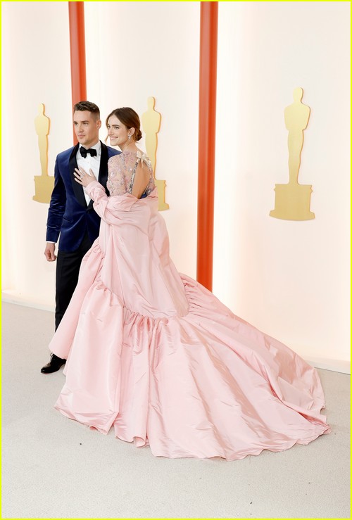 Allison Williams and Alexander Dreymon on the Oscars 2023 red carpet