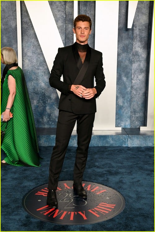 Shawn Mendes at the Vanity Fair Oscar Party 2023
