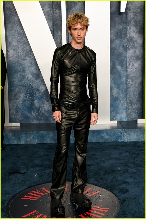 Troye Sivan at the Vanity Fair Oscar Party 2023