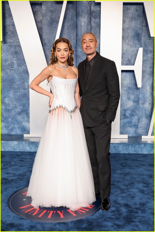 Rita Ora and Taika Waititi at the Vanity Fair Oscar Party 2023