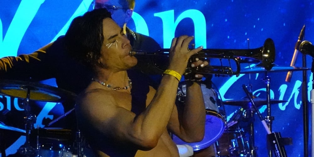 Tom Sandoval Goes Shirtless During Concert As Ariana Madix Disses Him During a Girls Night Out at Another Club | Ariana Madix, Shirtless, tom sandoval, vanderpump rules - Vimarsana News