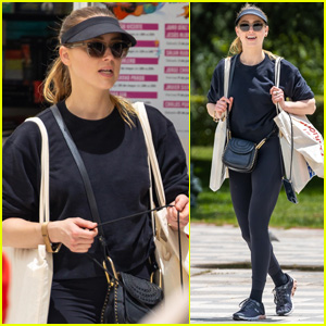 Amber Heard Does Some Shopping at Book Fair in Madrid