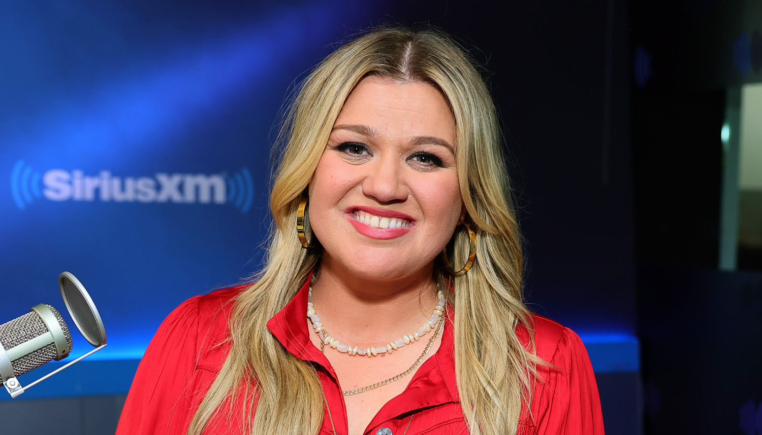 Kelly Clarkson’s ‘Chemistry’ Album Is Out Now Stream & Download Here