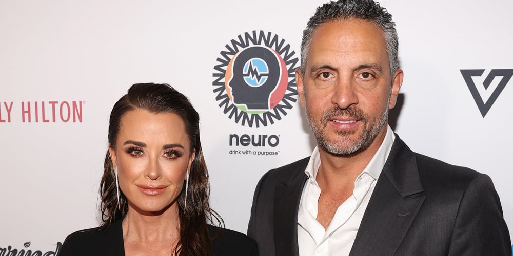 RHOBH's Kyle Richards Explains Why She's Not Wearing Her Wedding Ring Amid Mauricio Umansky Split Rumors | kyle richards, Mauricio Umansky | Just Jared: Celebrity News and Gossip - Vimarsana News