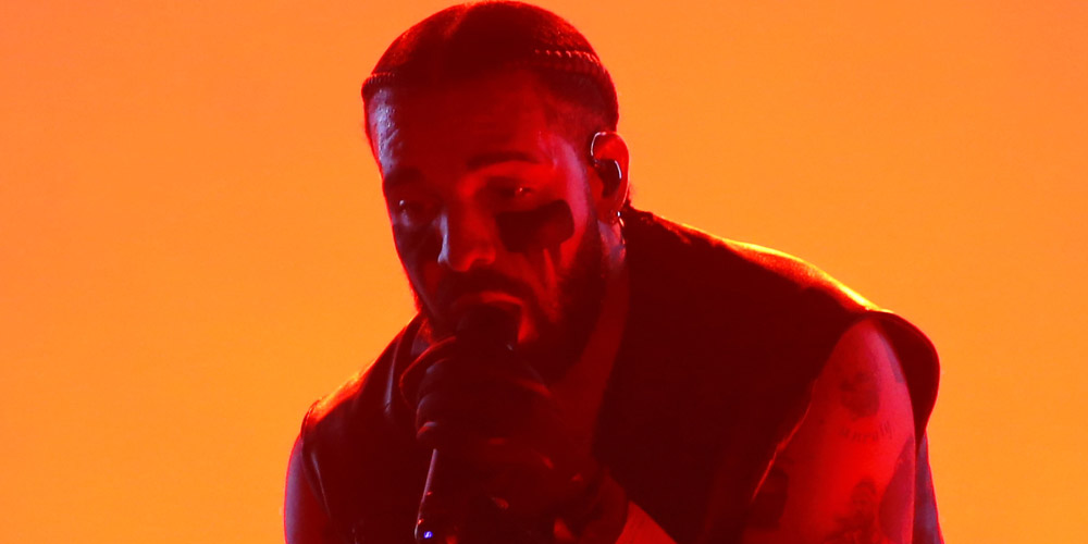 Drake Nearly Hit in the Head By His Own Poetry Book During Concert: ‘You Lucky I’m Quick’