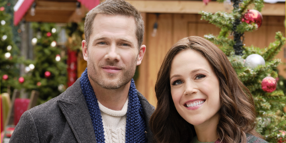 Hallmark Channel’s Erin Krakow Revealed She & Luke Macfarlane Actually Went To College Together