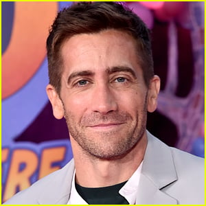 Jake Gyllenhaal Nearly Starred in Christopher Nolan's 'Batman' Trilogy, Screenwriter Reveals