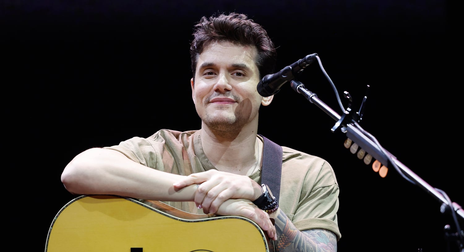 John Mayer's Set List for 2023 Solo Tour Was Completely Different for First Two Nights! | John Mayer, Music, Set LIst | Just Jared: Celebrity Gossip and Breaking Entertainment News - Vimarsana News