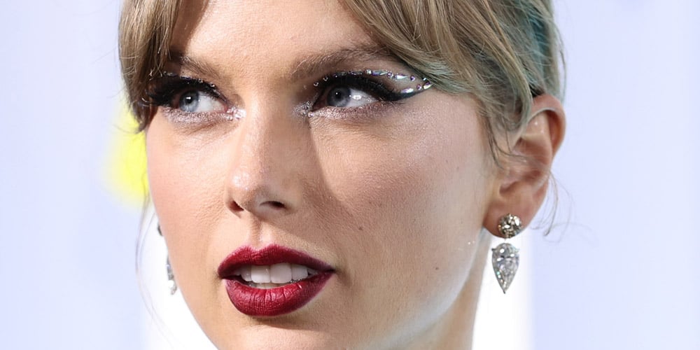 Taylor Swift's Favorite Pat McGrath Makeup Products Are On Sale In Time For Halloween | Halloween, Makeup, Pat McGrath, Taylor Swift | Just Jared: Celebrity Gossip and Breaking Entertainment News - Vimarsana News