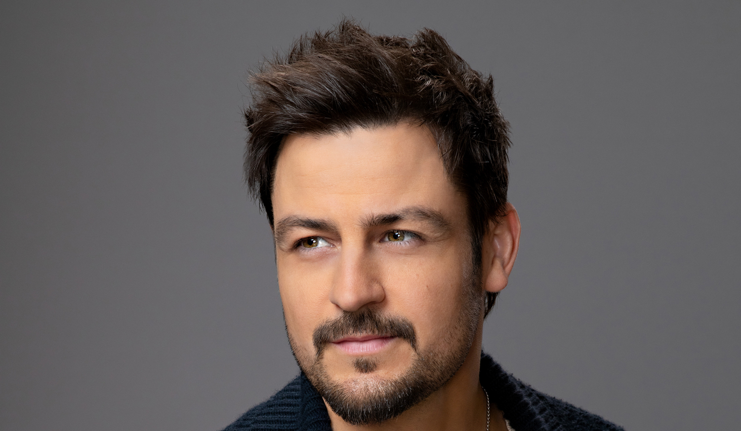 Is Tyler Hynes Single or Married? The Hallmark Star Is Notoriously Private! | Dating History, Hallmark Channel, Tyler Hynes | Just Jared: Celebrity Gossip and Breaking Entertainment News - Vimarsana News