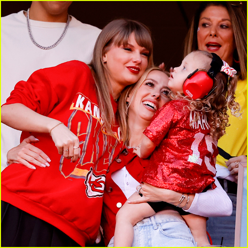 Taylor Swift & Brittany Mahomes’ Friendship Timeline From Their First