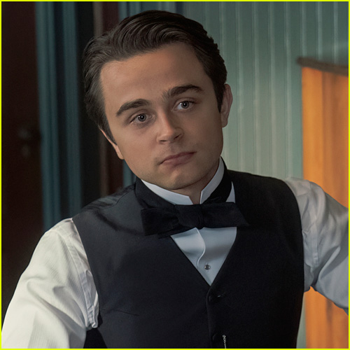 Ben Ahlers as Jack Treacher