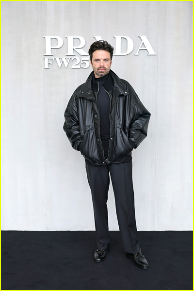 Sebastian Stan en el desfile de Prada