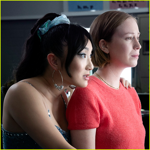 ‘Hacks’ Season 4 Cast Confirmed by Max: 7 Actors Returning, 14 ...